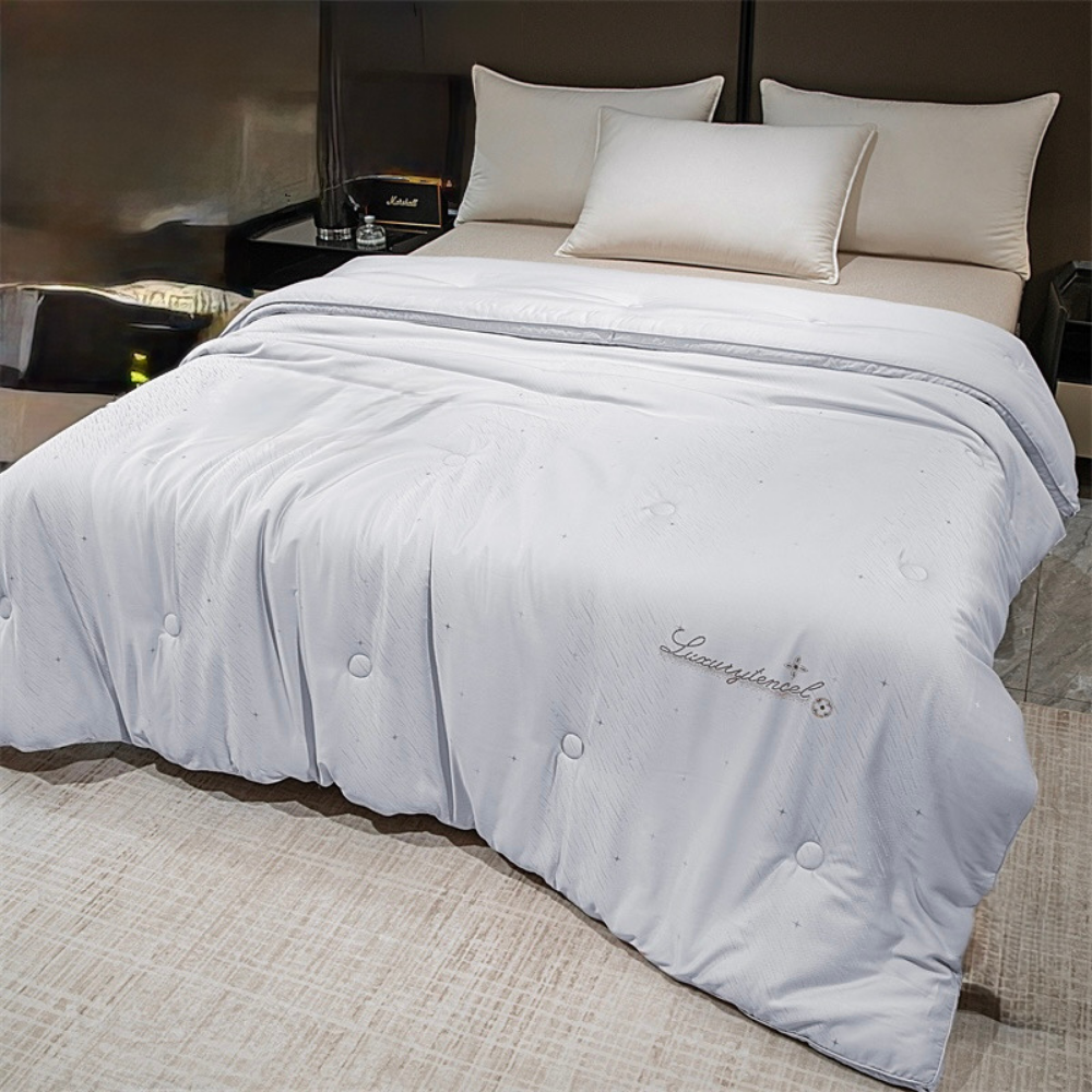 Luxury Jackard Winter Tencel Quilt ( Made From Natural Tencel wood Pulp )