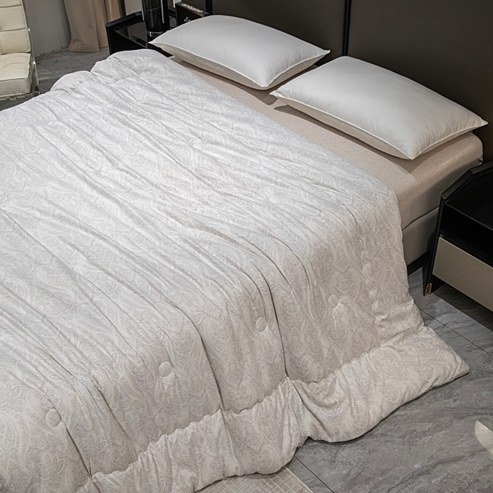 Polar Fabric Winter Tencel Quilt ( Made From Natural Tencel wood Pulp )